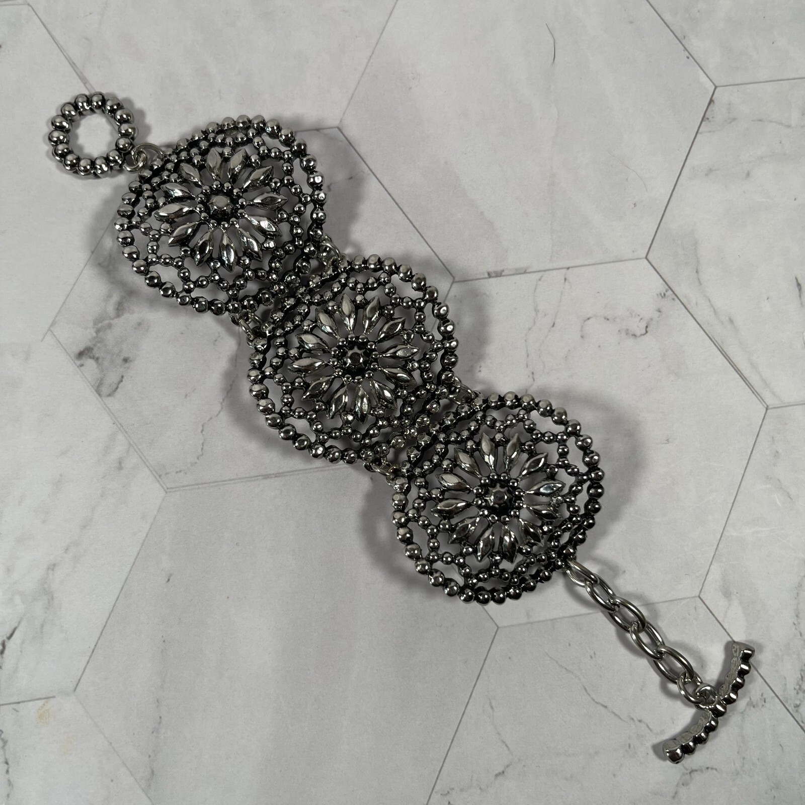 Stylish Silver Color Metal Lace Flower Design Bracelet