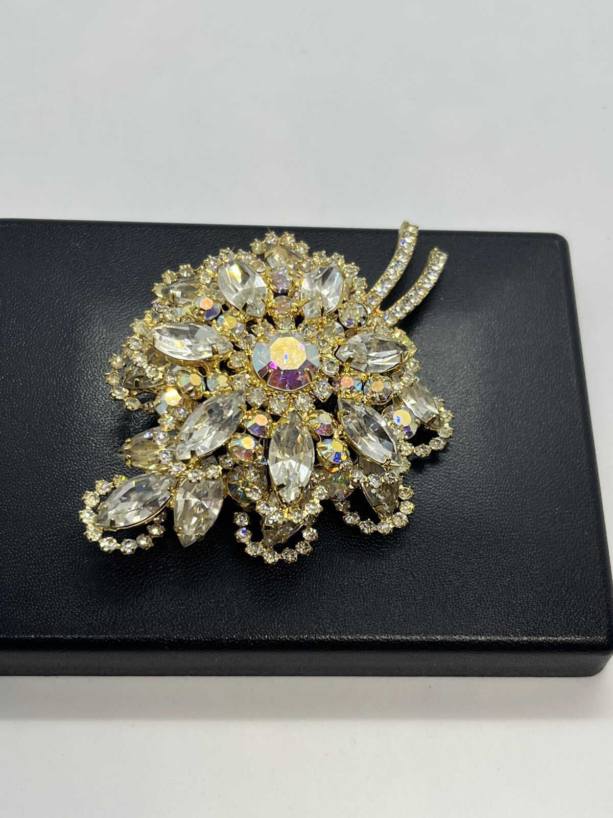 DeLizza and Elster Juliana clear & aurora borealis AB rhinestone leaf brooch pin