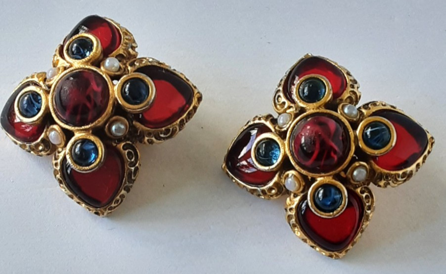 GRIPOIX GLASS~ BARRERA EARRINGS~ CABOCHON FAUX RUBIES~SAPPHIRES~PEARLS~