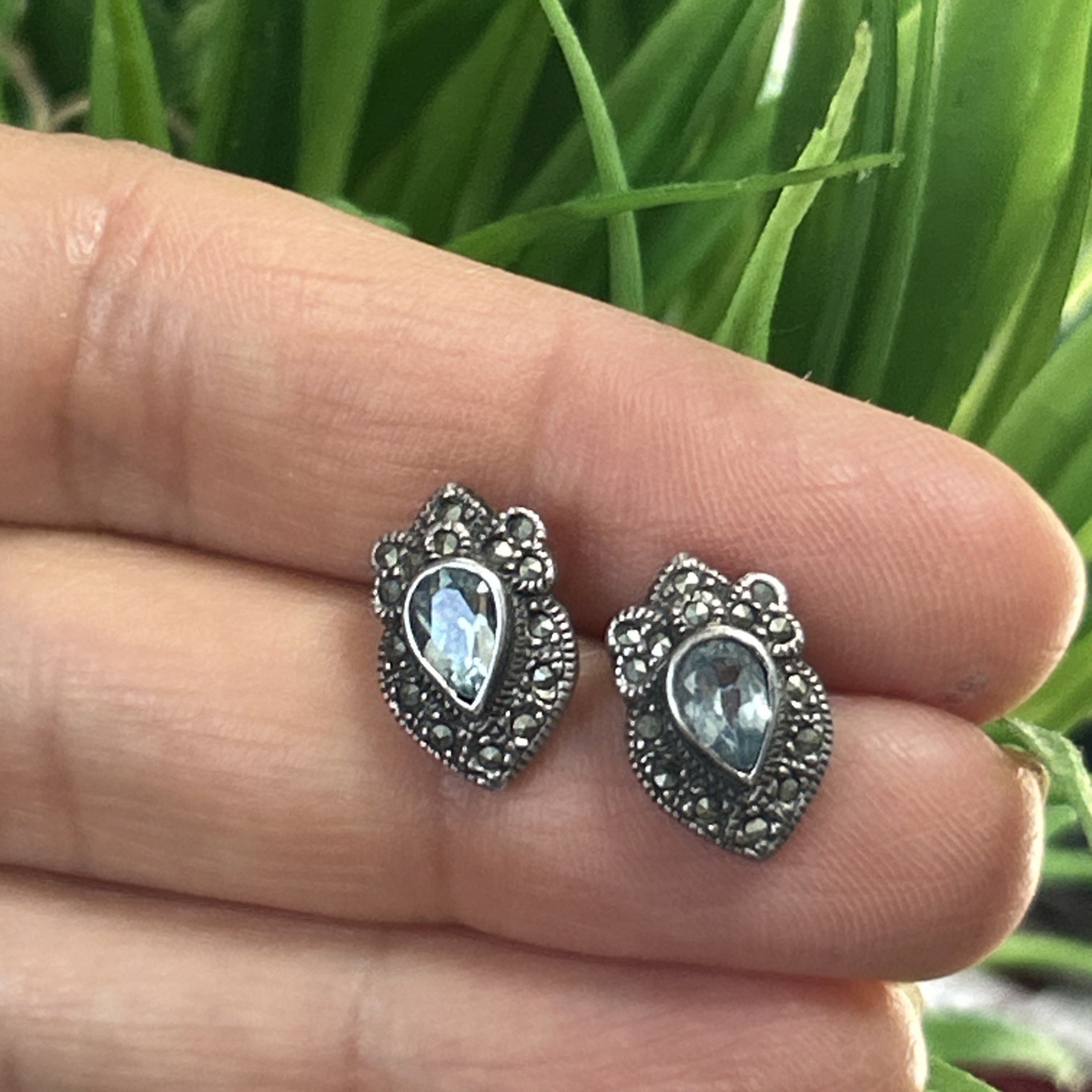 VTG CW Sterling Silver Marcasite Blue Topaz Stud Earrings 1/2” 3g