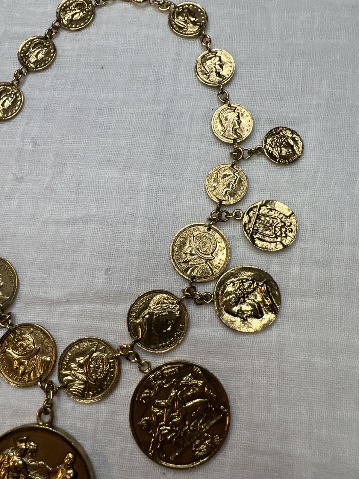 VTG Crown Trifari Roman Coin Bib Collar Necklace 15” Gold Tone Runway 1978-85