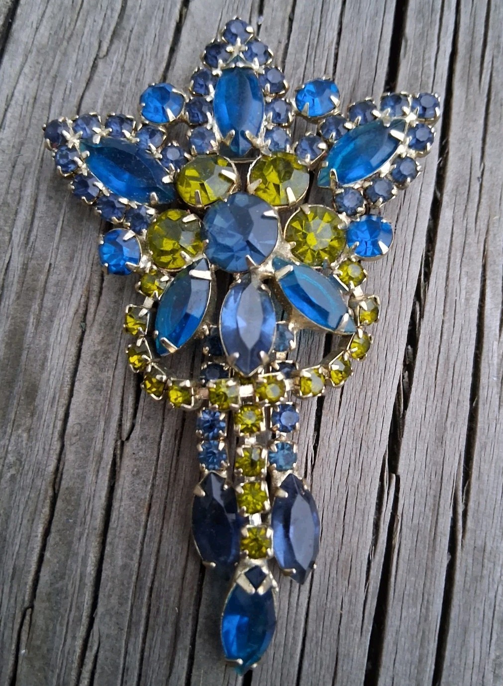 Vtg 1950s Rhinestone Brooch Blue & Lime Green Glass Austrian Tassel Unsigned