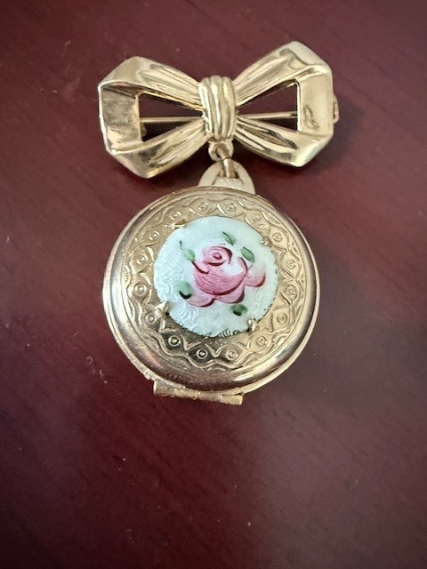 Vintage Guilloche Enamel Gold Finish Picture Pin