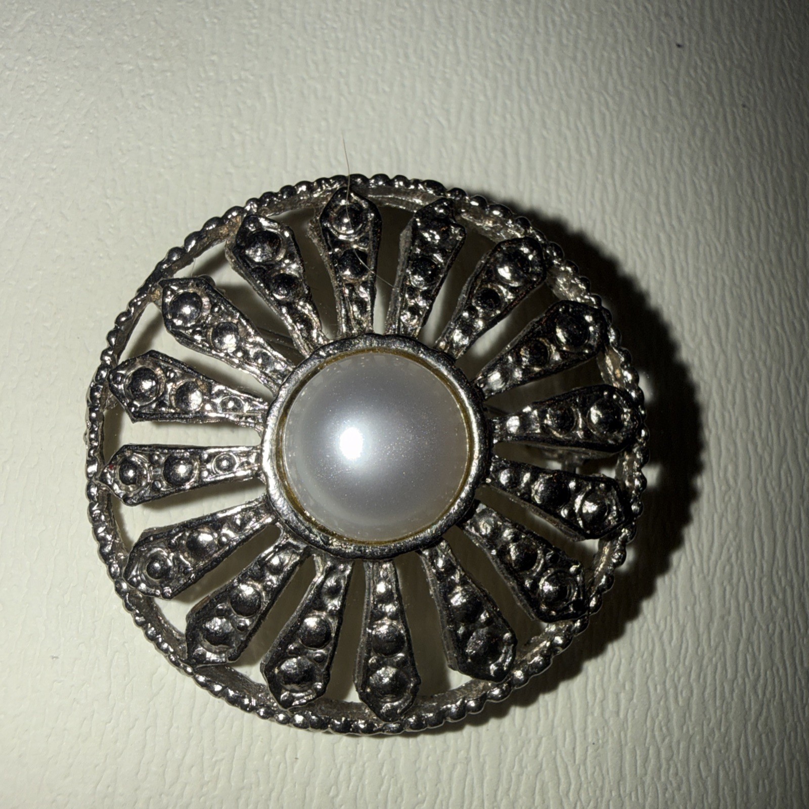 Faux Pearl Silvertone Medallion Brooch 1 1/2″ Across Pre Owned