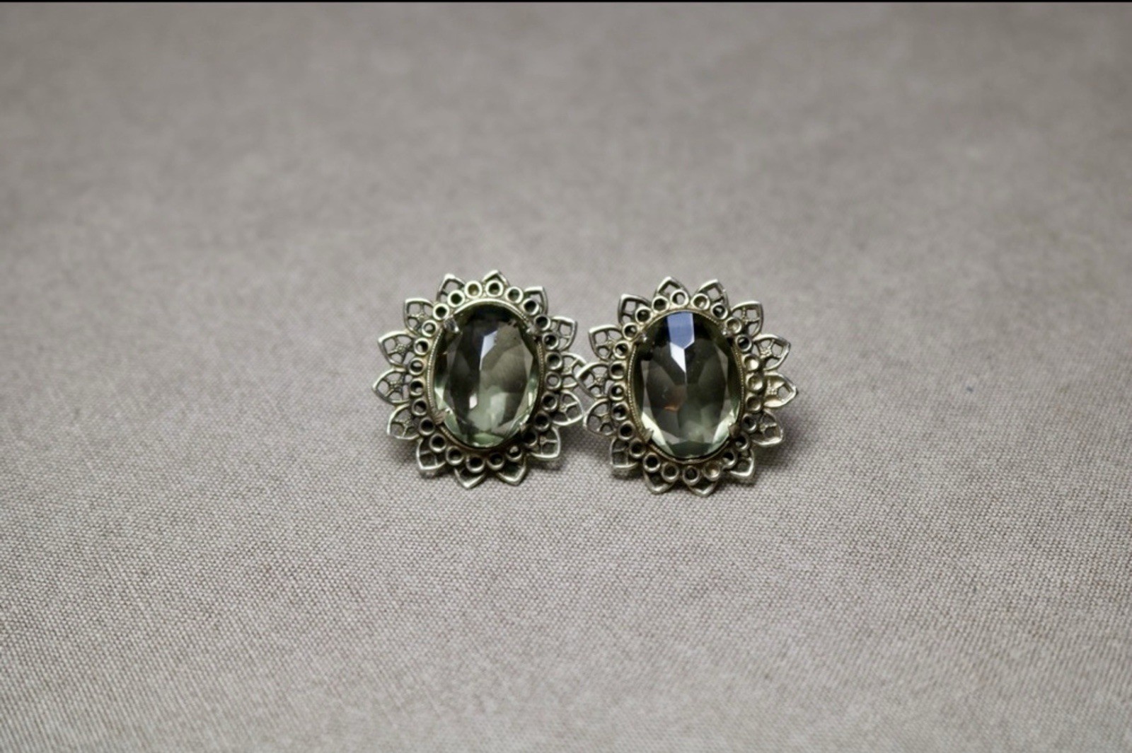 Vintage Jewelry La Roco Silver Tone Rhinestone Clip On Earrings