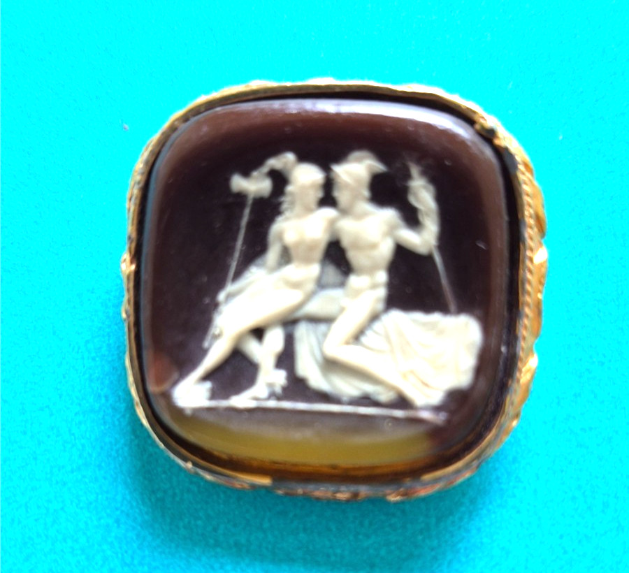 Vintage Dante Brooch Resin Cameo w Hermes & Aphrodite in Gold Tone Metal