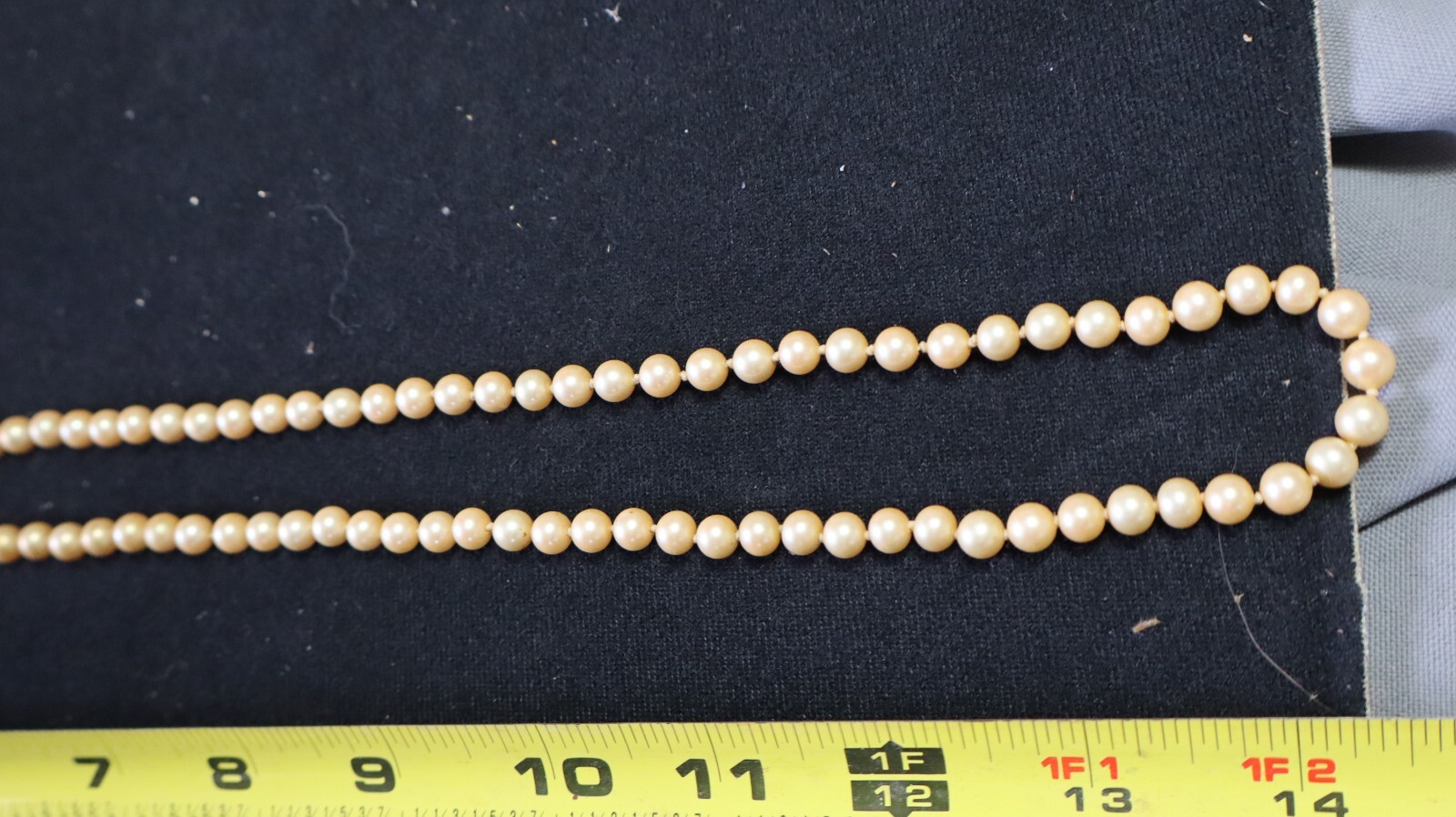 Vintage PEARL NECKLACE STORAGE AUCTION FIND LOT 13 MARVELLA K
