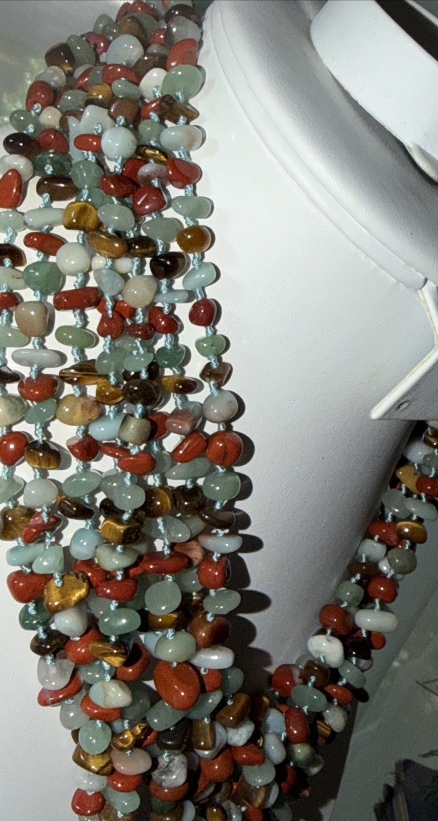 Vtg Multi strand(8)Natural Jade,Tigers Eye,& Jasper Chip Bead Necklace Hand Knot