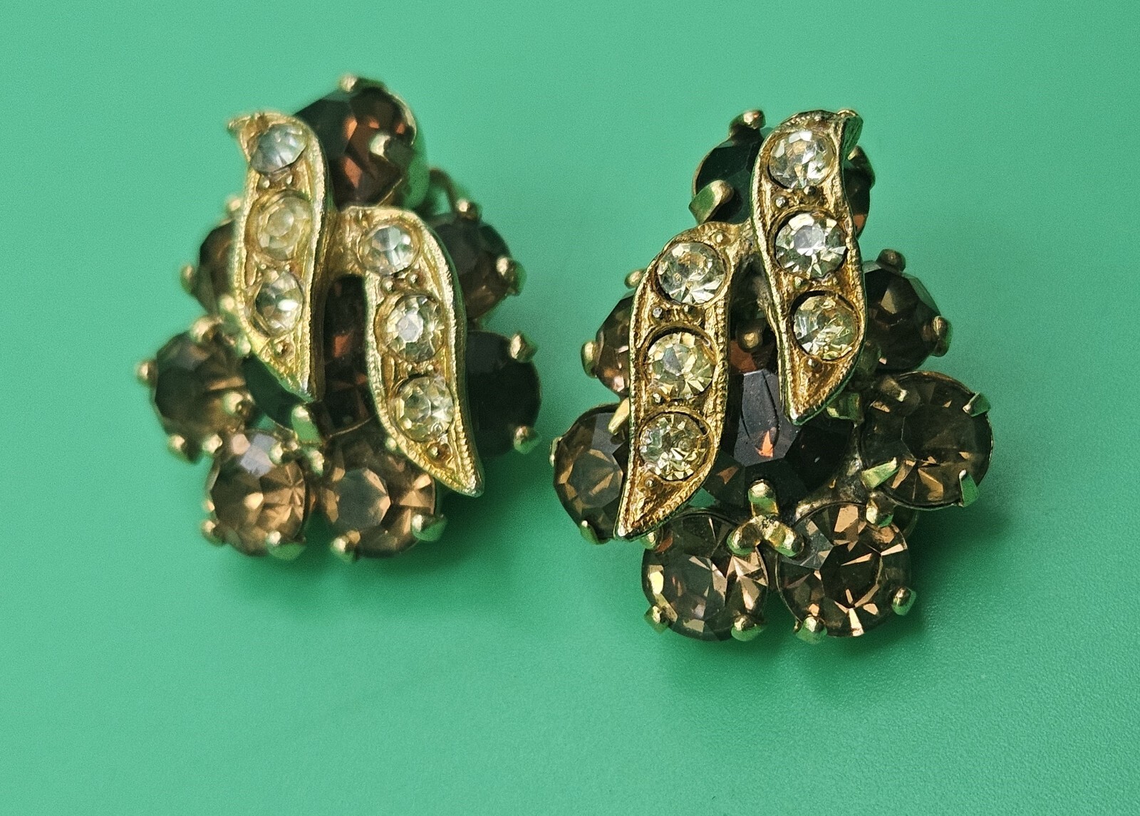 Vintage Signed WEISS Amber Topaz and Clear RHINESTONE Clip Earring