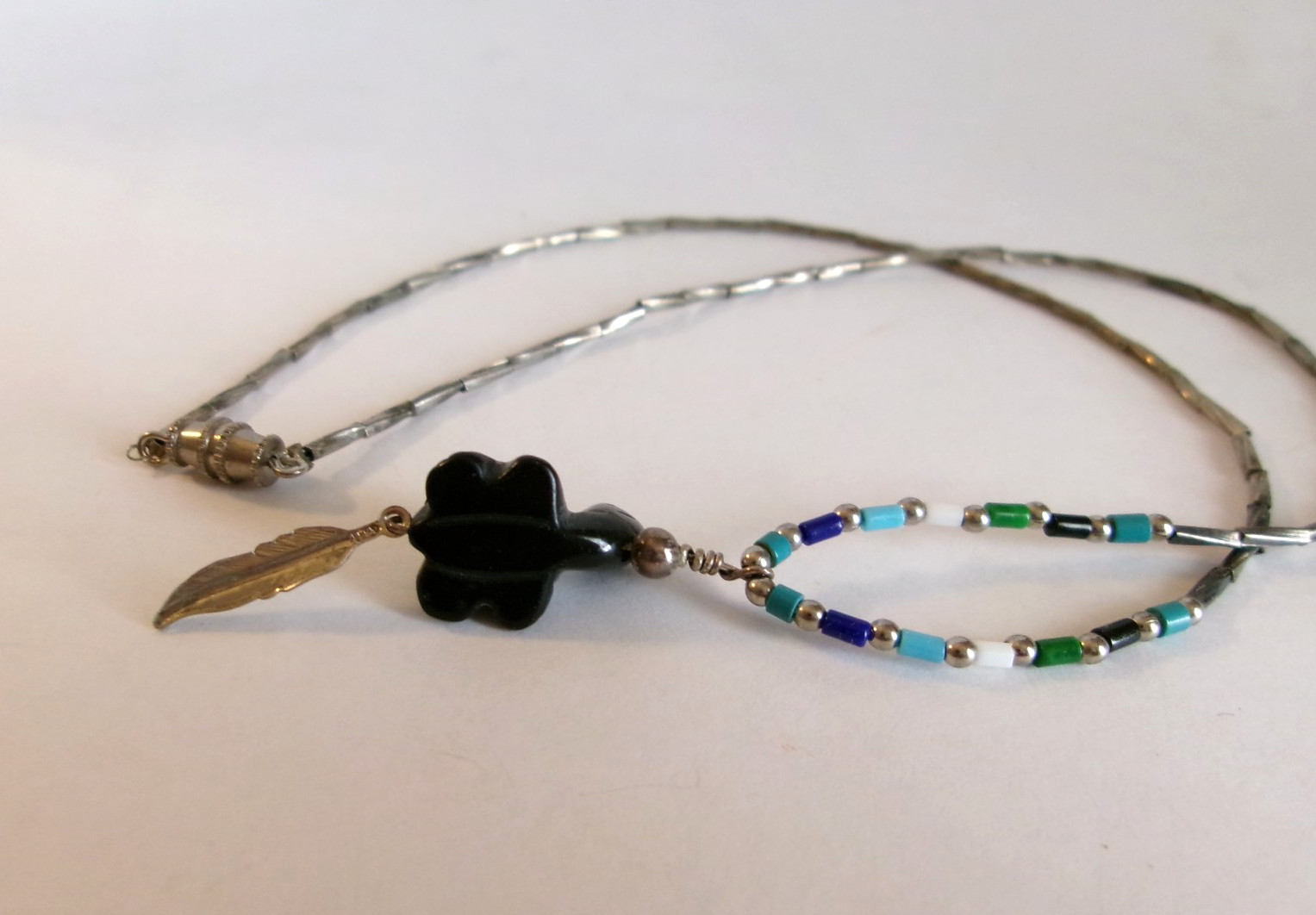 Inlay Turtle Pendant Necklace 18″ Liquid Silver & Bead Chain