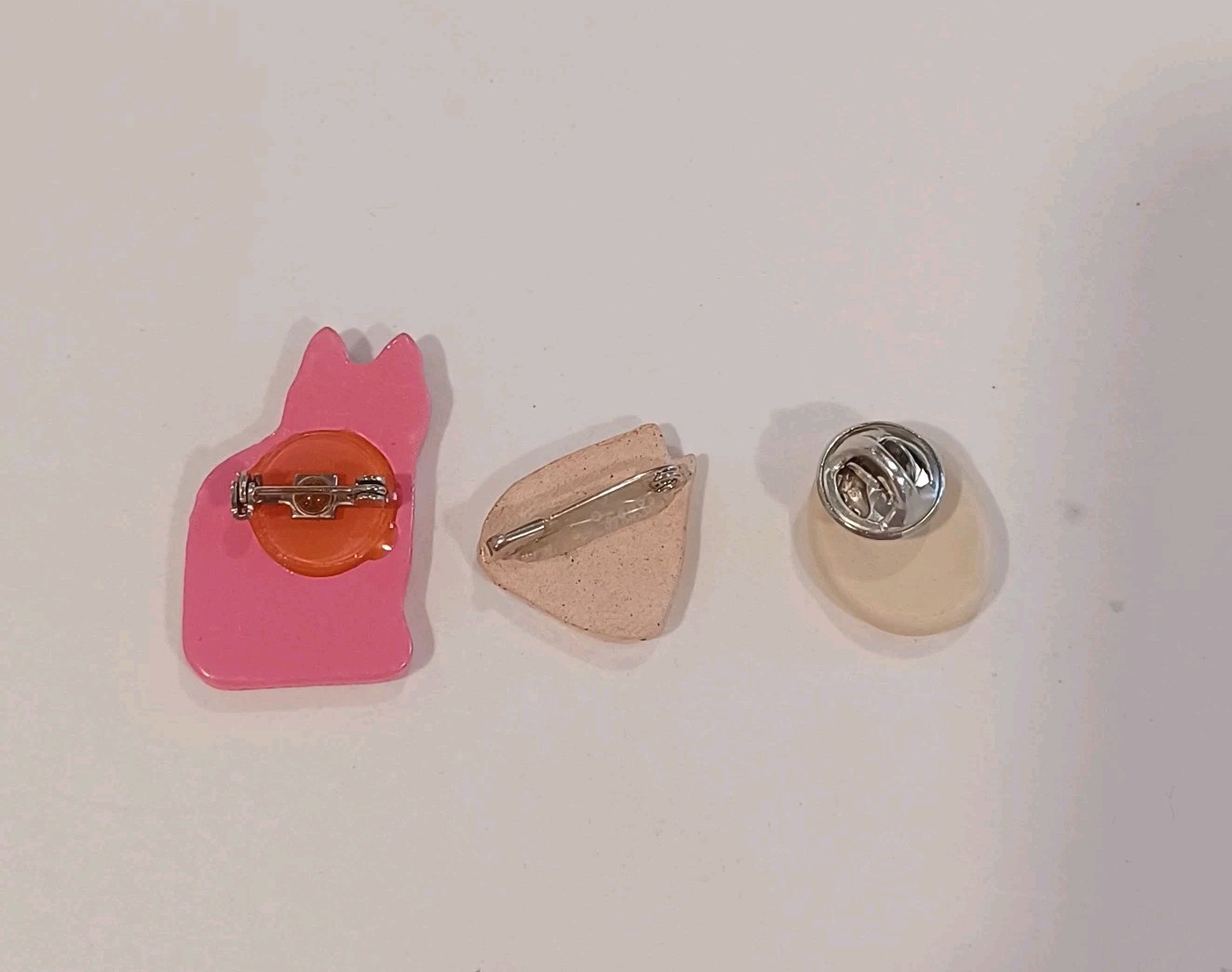 Vintage Miniature Hand Painted Cat Brooch And Pins Wood And Ceramic