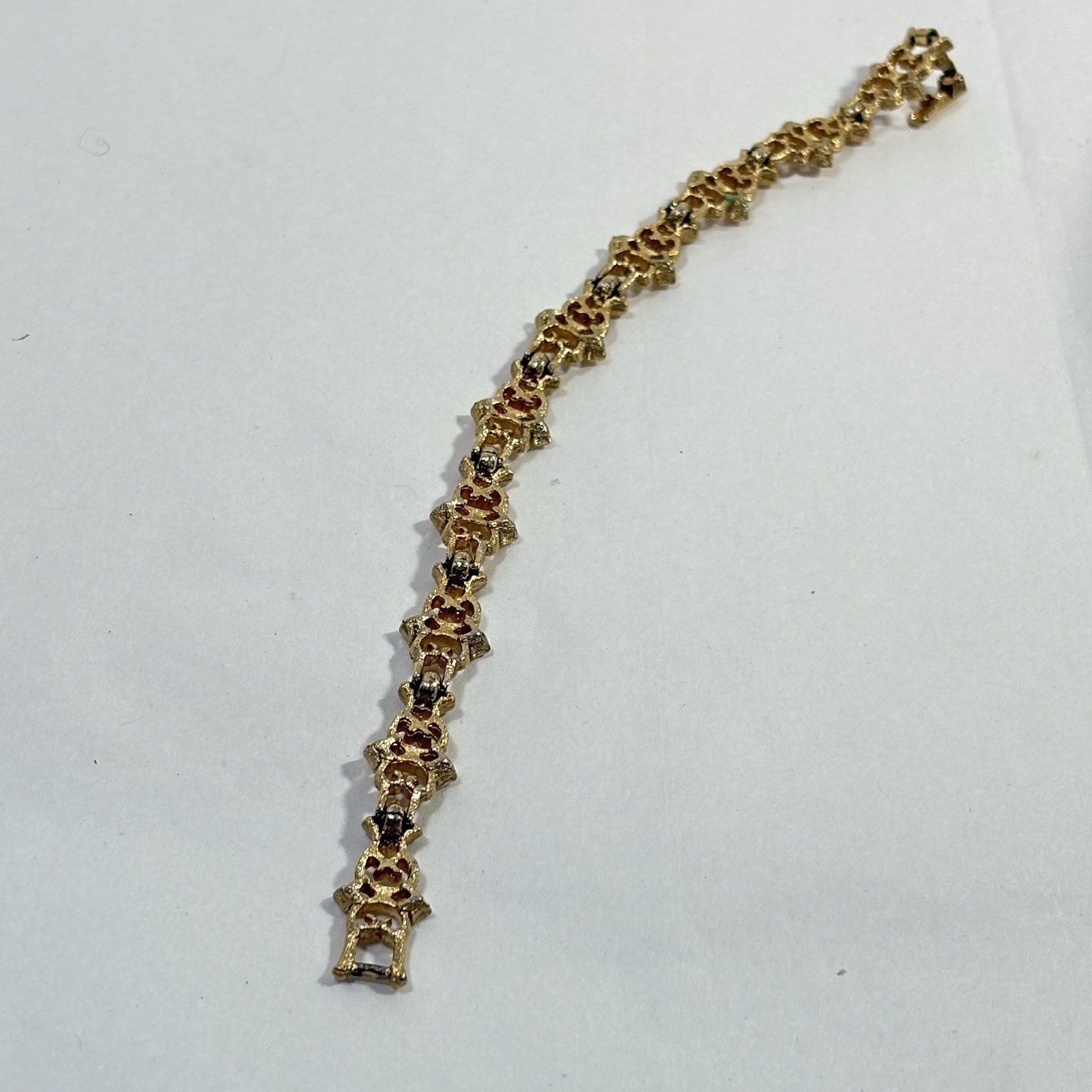 VTG AVON Precious Pretenders Filigree Bracelet Gold Plated 7.25″