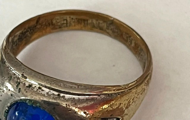 Vintage Men’s Ring With Blue Cabochon Stone & Clear Accent Stones Size 10