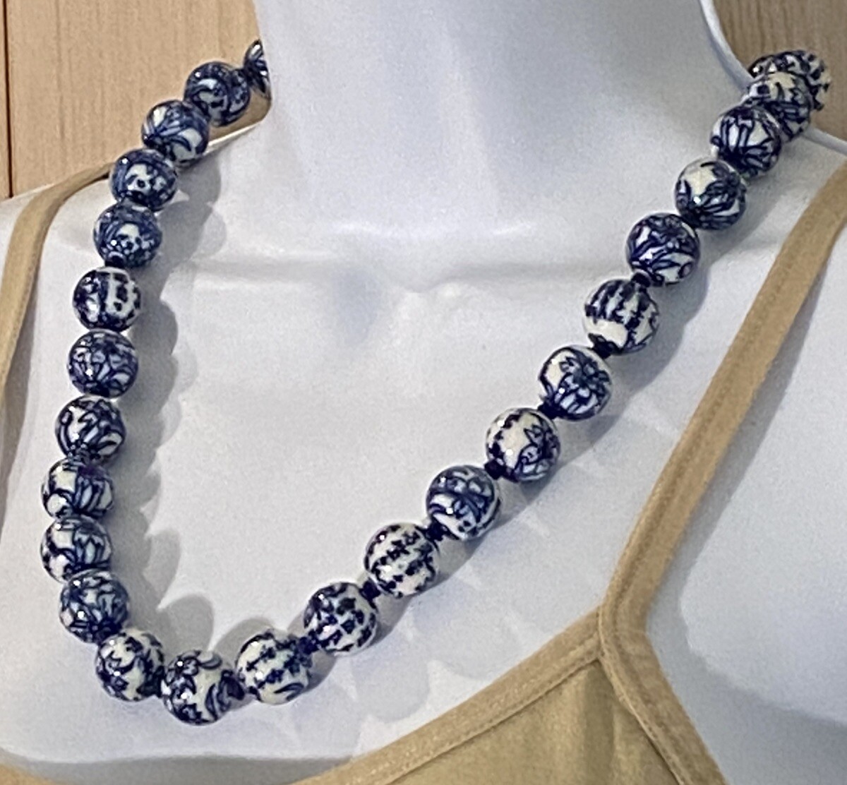 Vintage Chinese Export Blue White Large Porcelain Beaded Necklace Filigree Clasp
