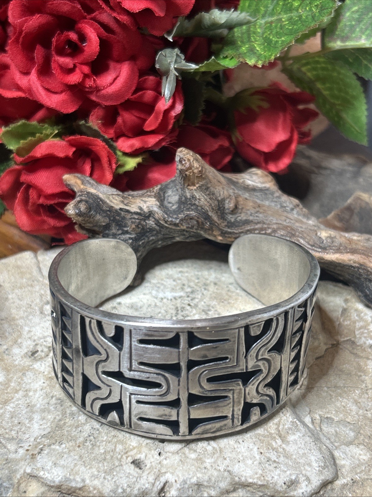 35. Vintage Early Taxco Sterling 925 Aztec Shadow Box Cuff Bracelet 7″,36.5g.Mex