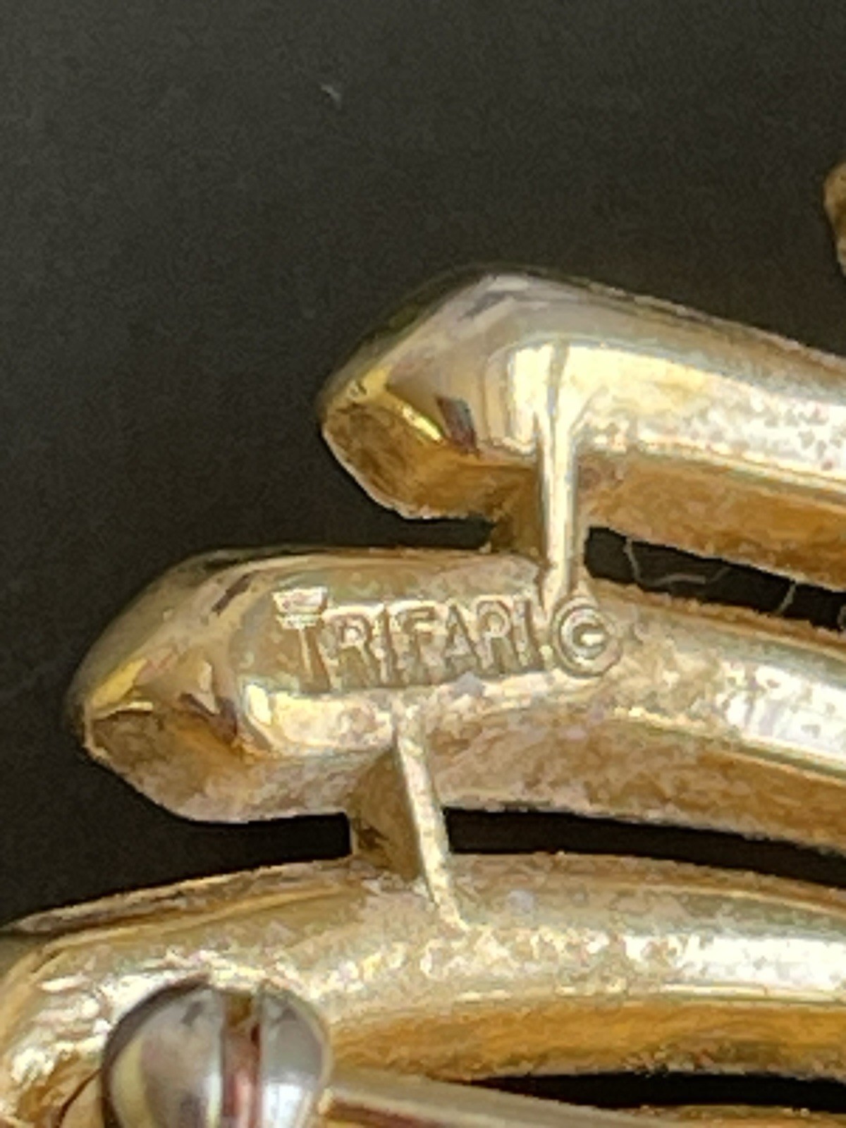 Vintage Signed Trifari Brooch