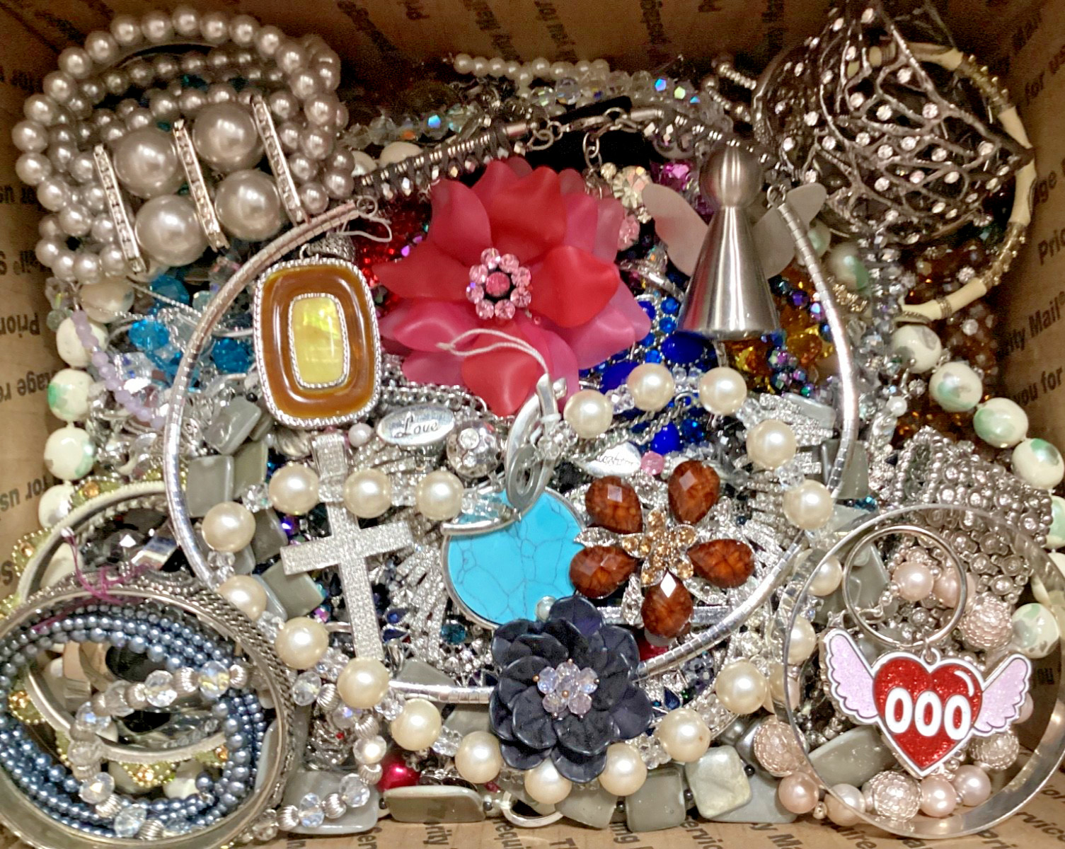 FASHION JEWELRY LOT RHINESTONE SILVER TONE NO BROKEN PIECES 9.64 POUNDS