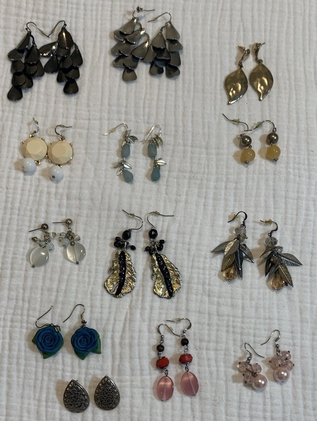 Vintage Earrings Lot 13 Pairs Pierced Y2K 90s 2000s Dangle Boho Mixed Jewelry
