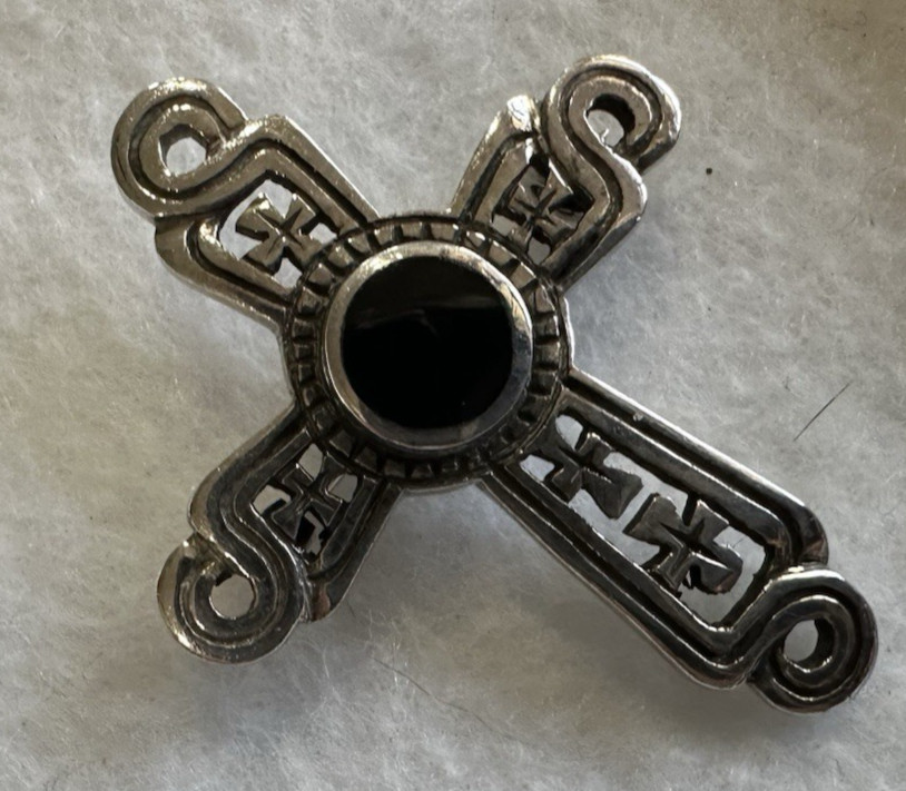 Vintage Sterling Silver Onyx Cross Brooch 2″