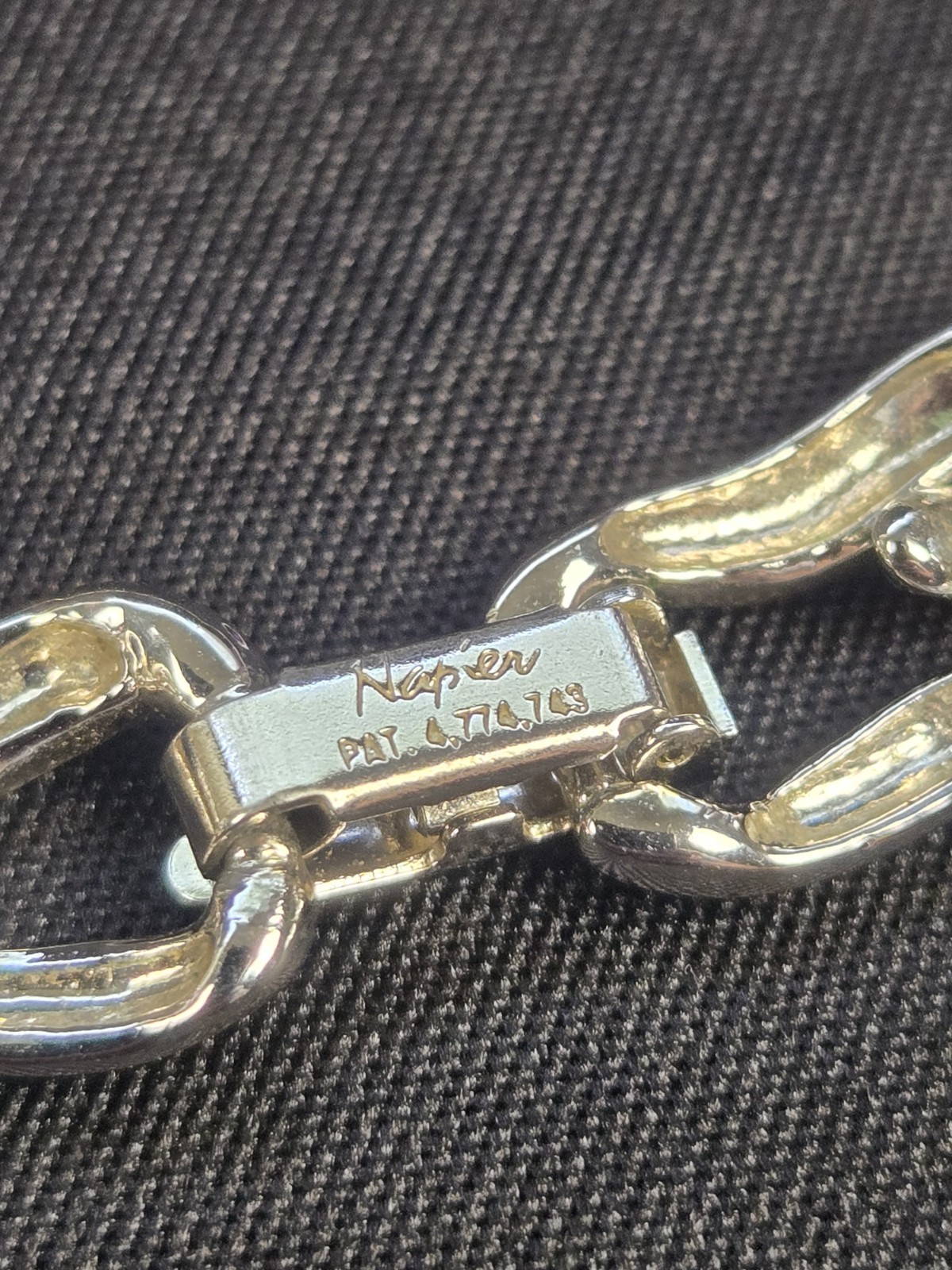 Vintage Signed Napier Silver-Tone Braided Wheat Spiga Chain Necklace Pat.4774743