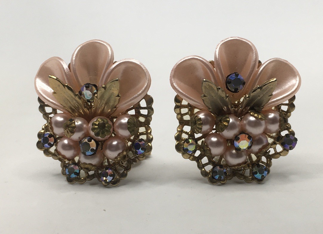 Stunning Vintage Estate Pink Bead & AB Crystal Cluster Cip On Earrings