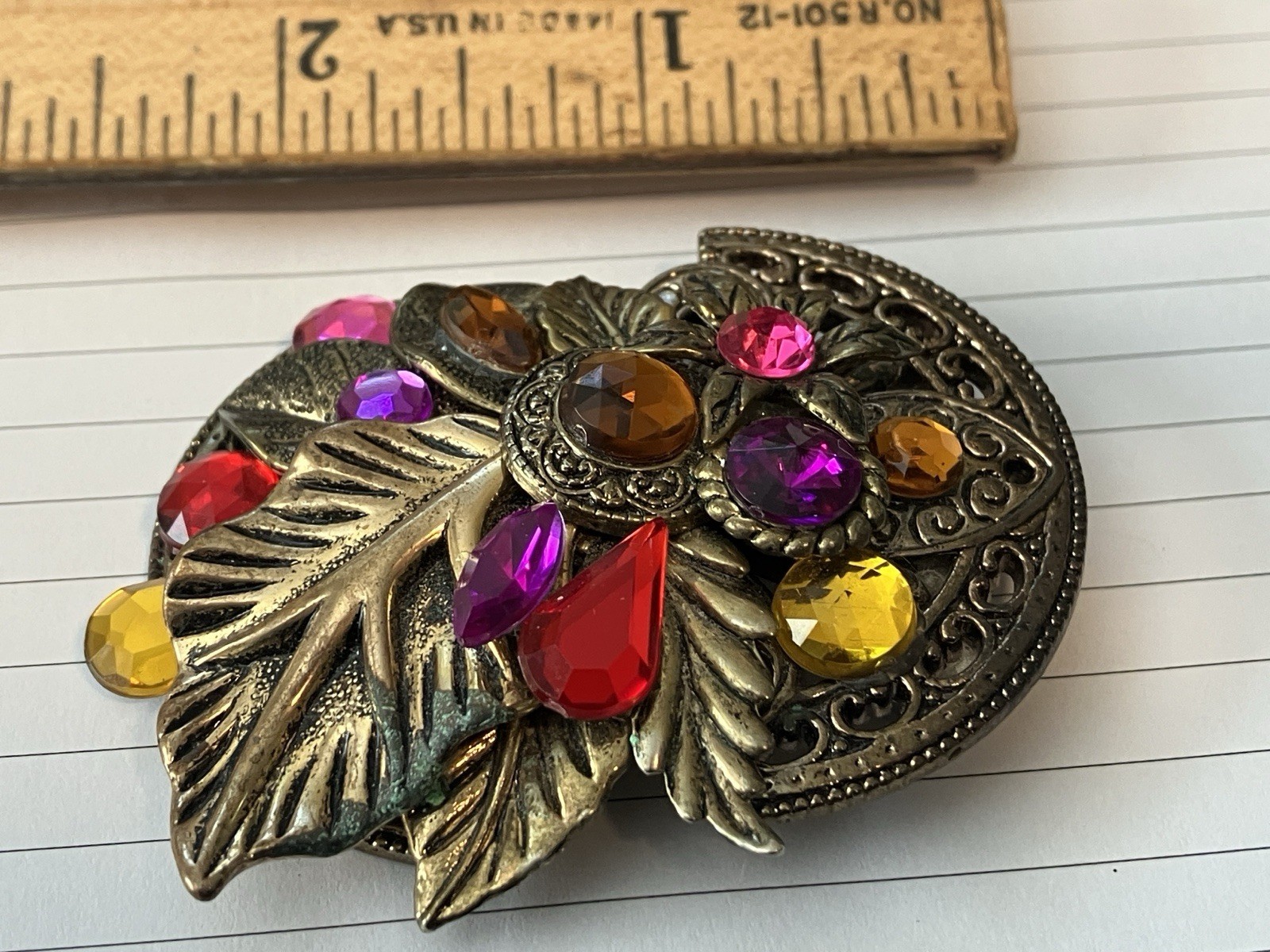 Vintage Gold Tone Pink Purple Red Yellow Plastic Gem Jewel Brooch Lapel Pin
