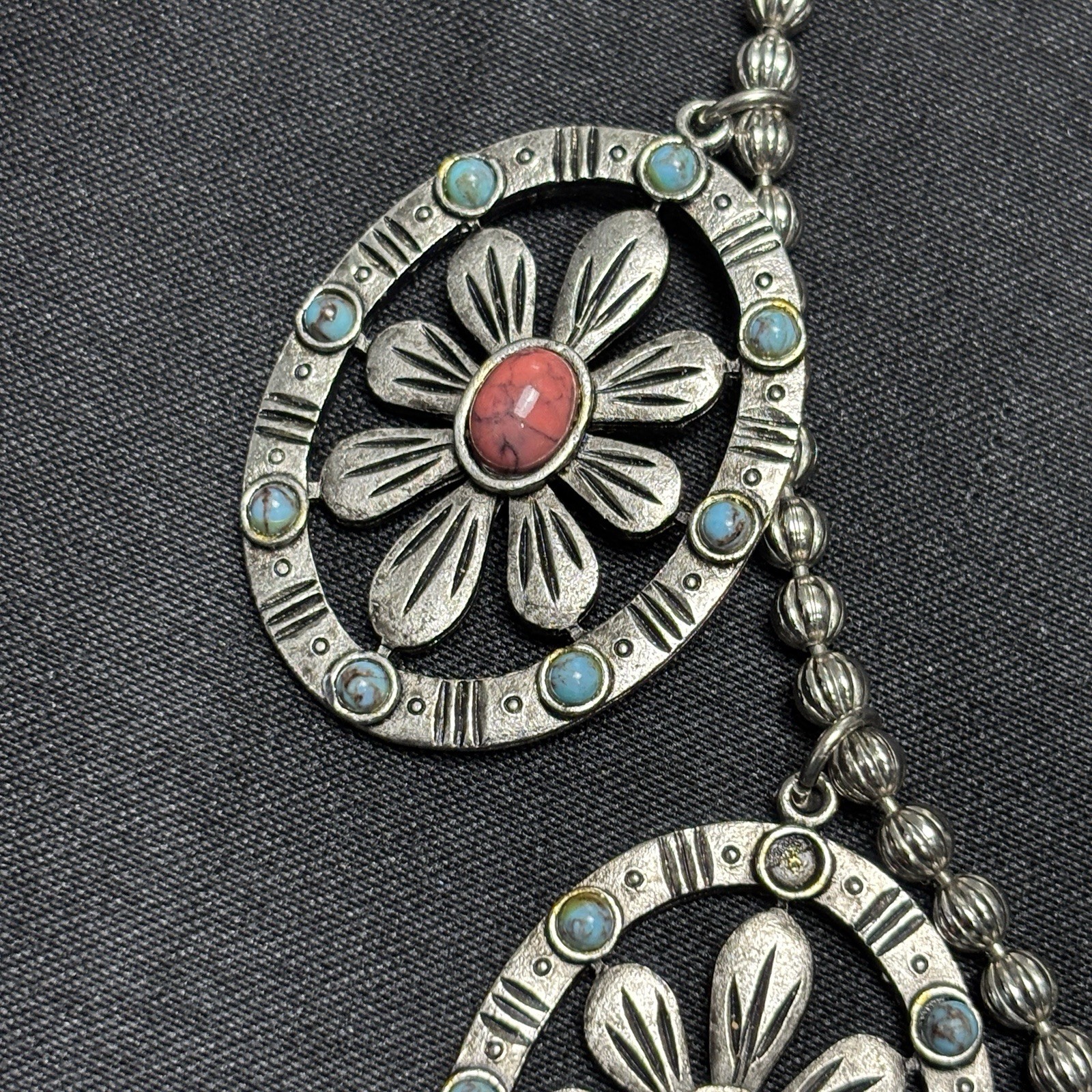 Vintage Necklace Native Southwestern Western Style Daisy Flowers