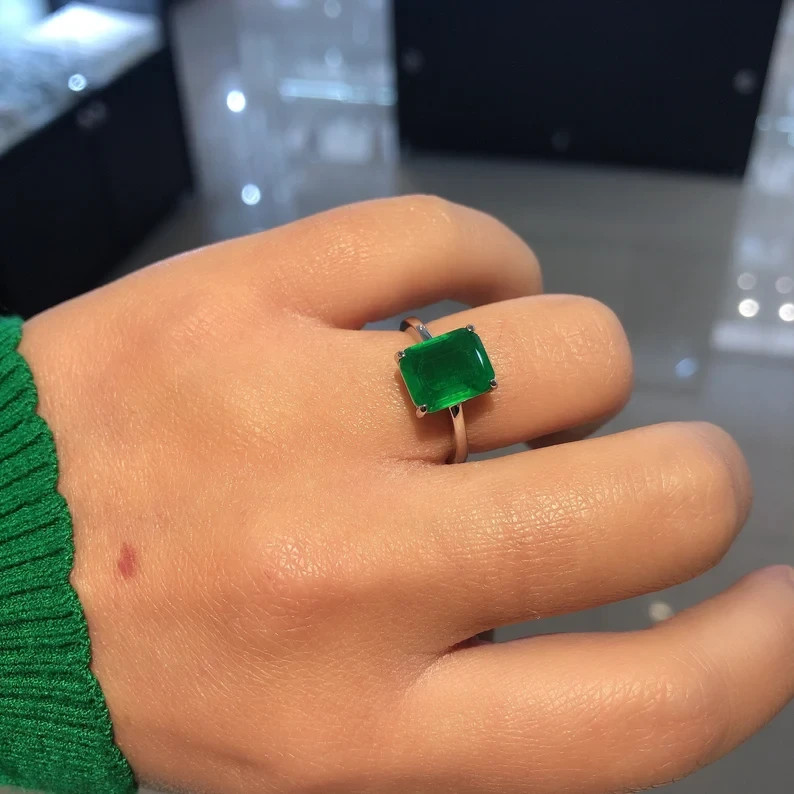 4.00Ct Lab-Created Emerald Classic Solitaire Proposal Ring 925 Silver For Women