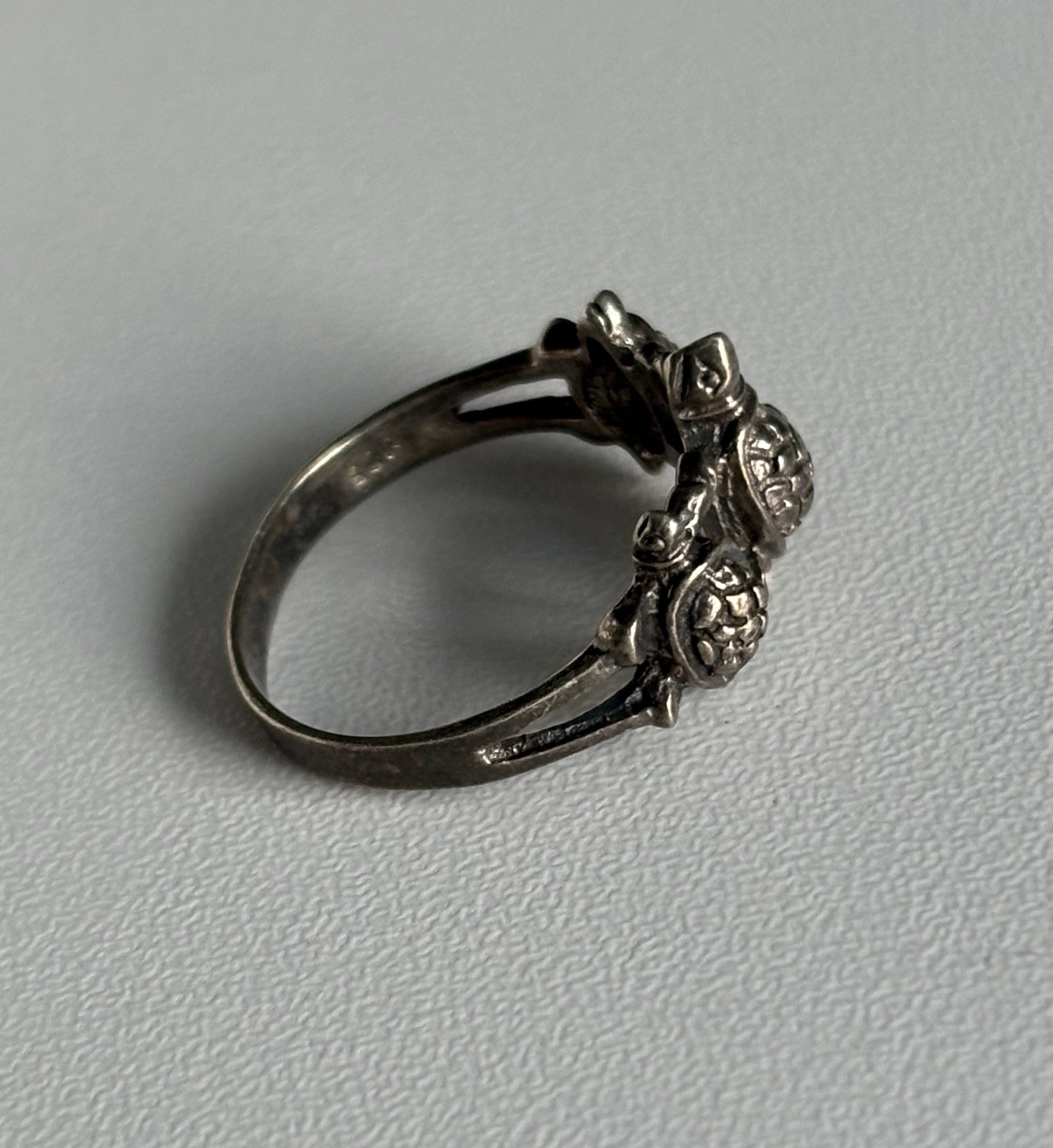 Vintage Sterling Silver Turtle Band Ring Size 8.5 Three Detailed Turtles 925