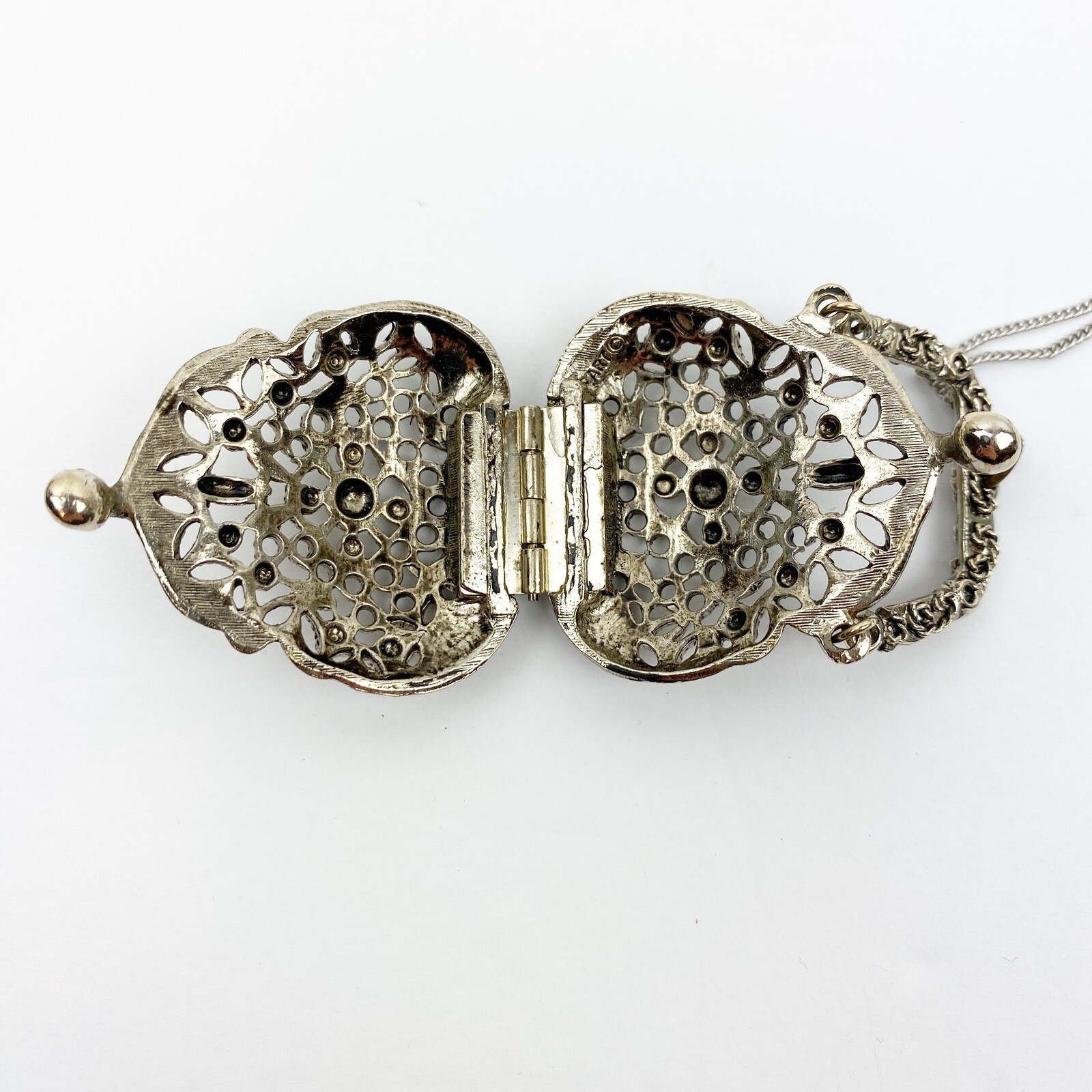 Vintage ART Arthur Pepper Necklace Metal Filigree Hinged Kiss Lock Purse Pendant
