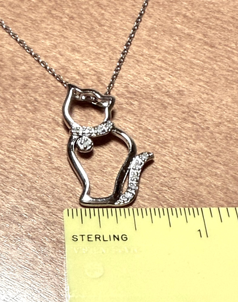 VINTAGE STERLING SILVER 925 CZ CAT KITTY CHARLES WINSTON CW PENDANT & 18″ CHAIN