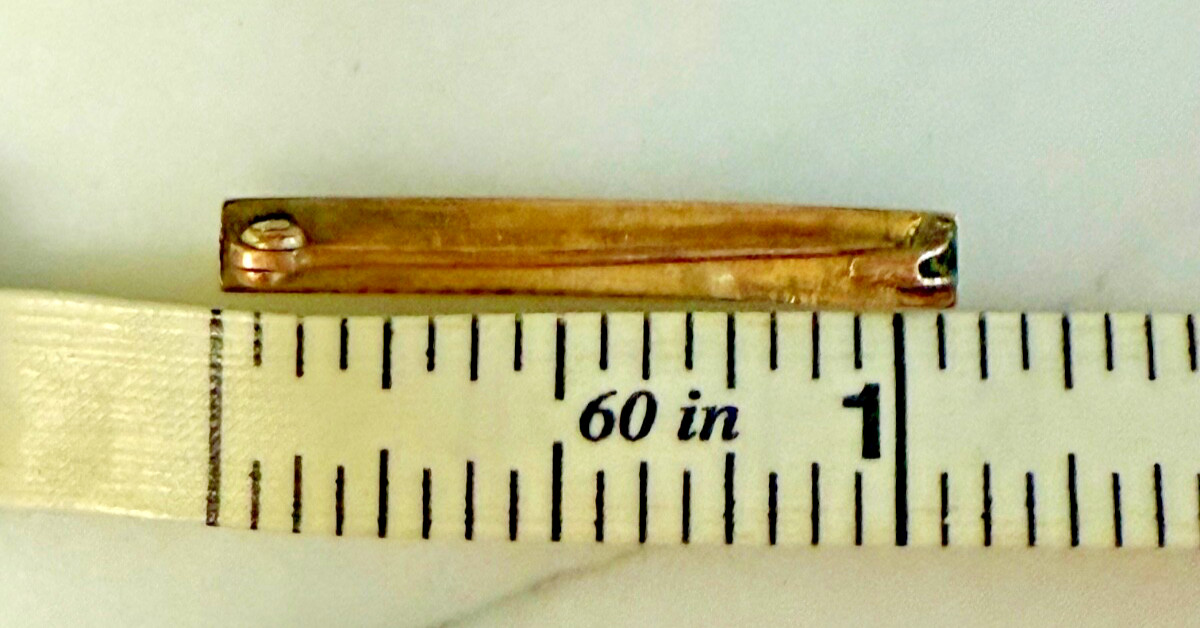 Etched gold or gold-filled baby beauty Victorian Edwardian safety clasp pin