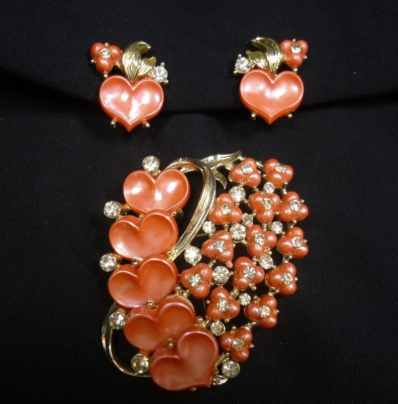 Vintage Star Brand Pink Hearts & Flowers Brooch & Screw Clasp Earrings 23H052
