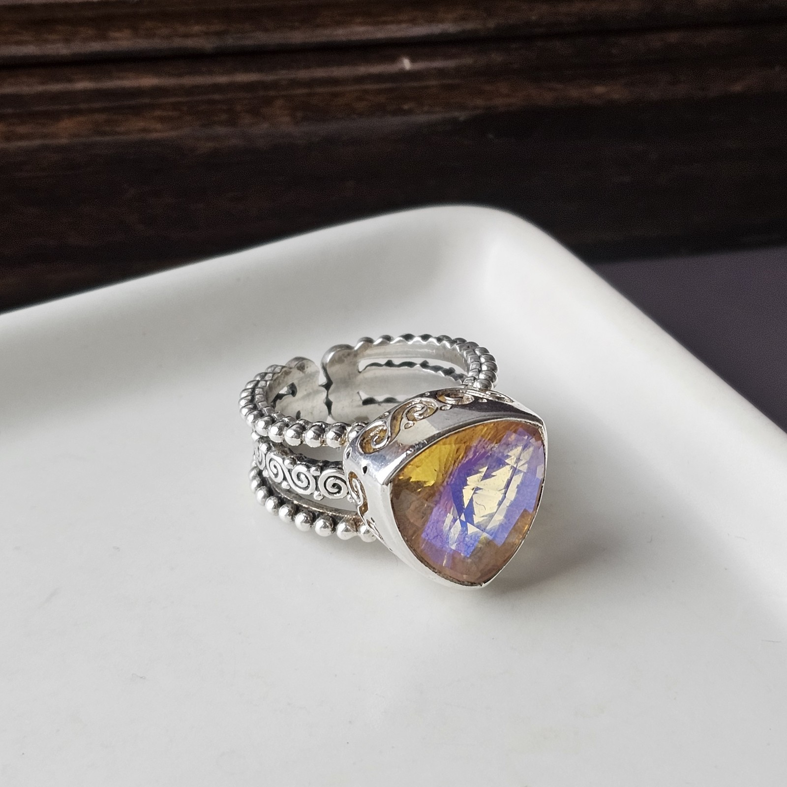 Sajen 925 Sterling Silve Rainbow Champagne Quartz Ornate Ring Size 10 – 15.36 g