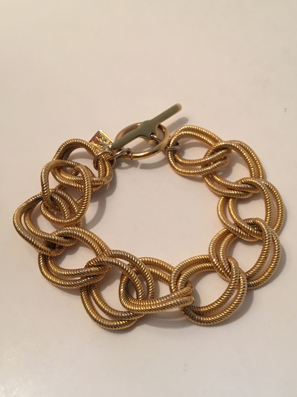 ANNE KLEIN Gold Tone Chain Link Toggle Bracelet 8″ Auction Finds 702