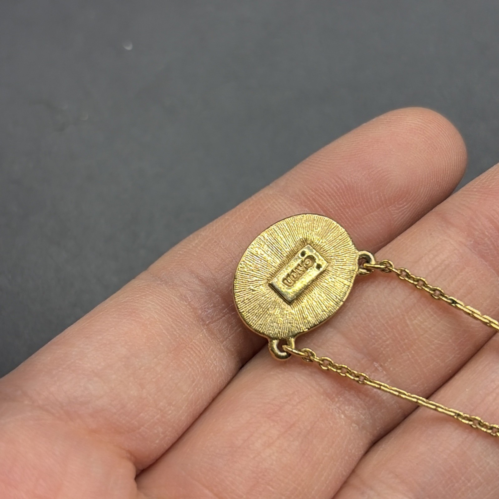 Vintage 1980 Avon Snow Fanasty Necklace Clip On Earring Set Gold Black