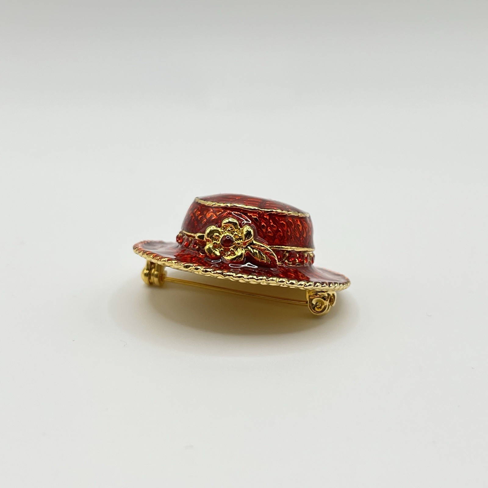 Red Hat Brooch and Earrings Set in Gold Tone Red Enamel and Rhinestones Vintage