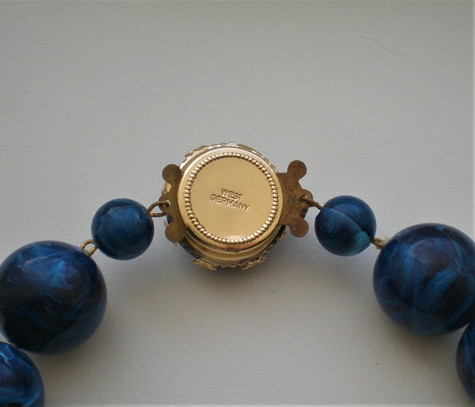 Vintage West Germany 17.5MM Blue Faux Lapis Lazuli Beads Beaded Necklace 17.5″