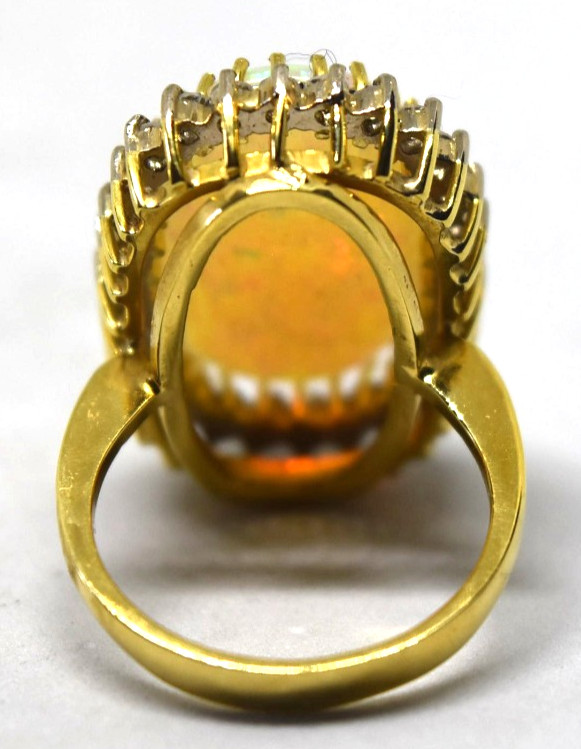 Exquisite 18K Yellow Gold, Natural Opal and Diamond Ring Size 5 3/4