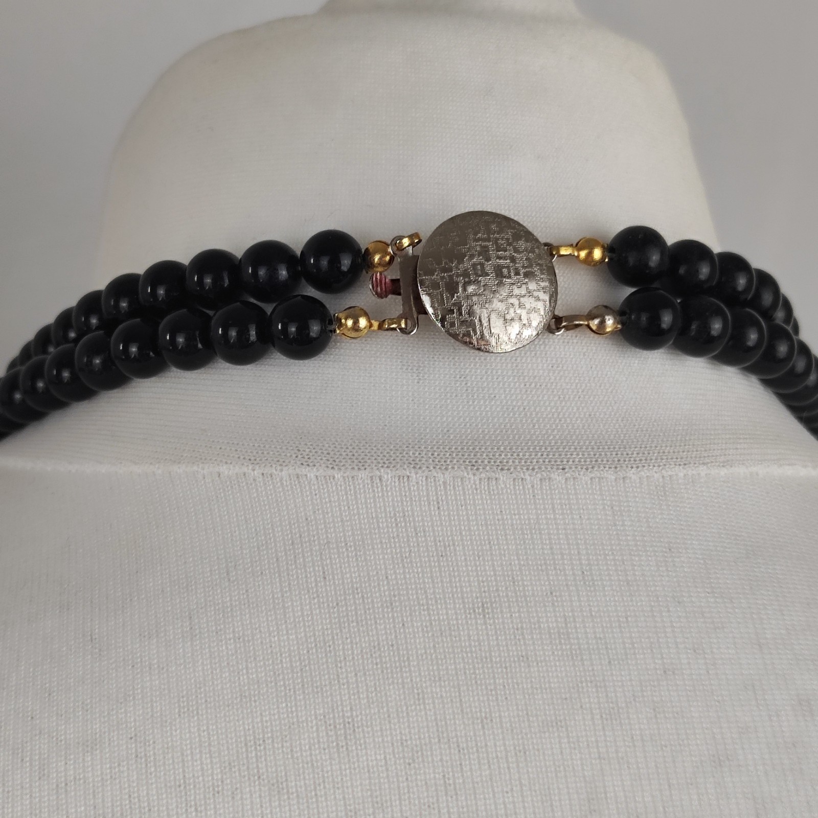 Vintage Womens Black Silver Beaded Necklace Large Side Bead Box Tab Insert Close