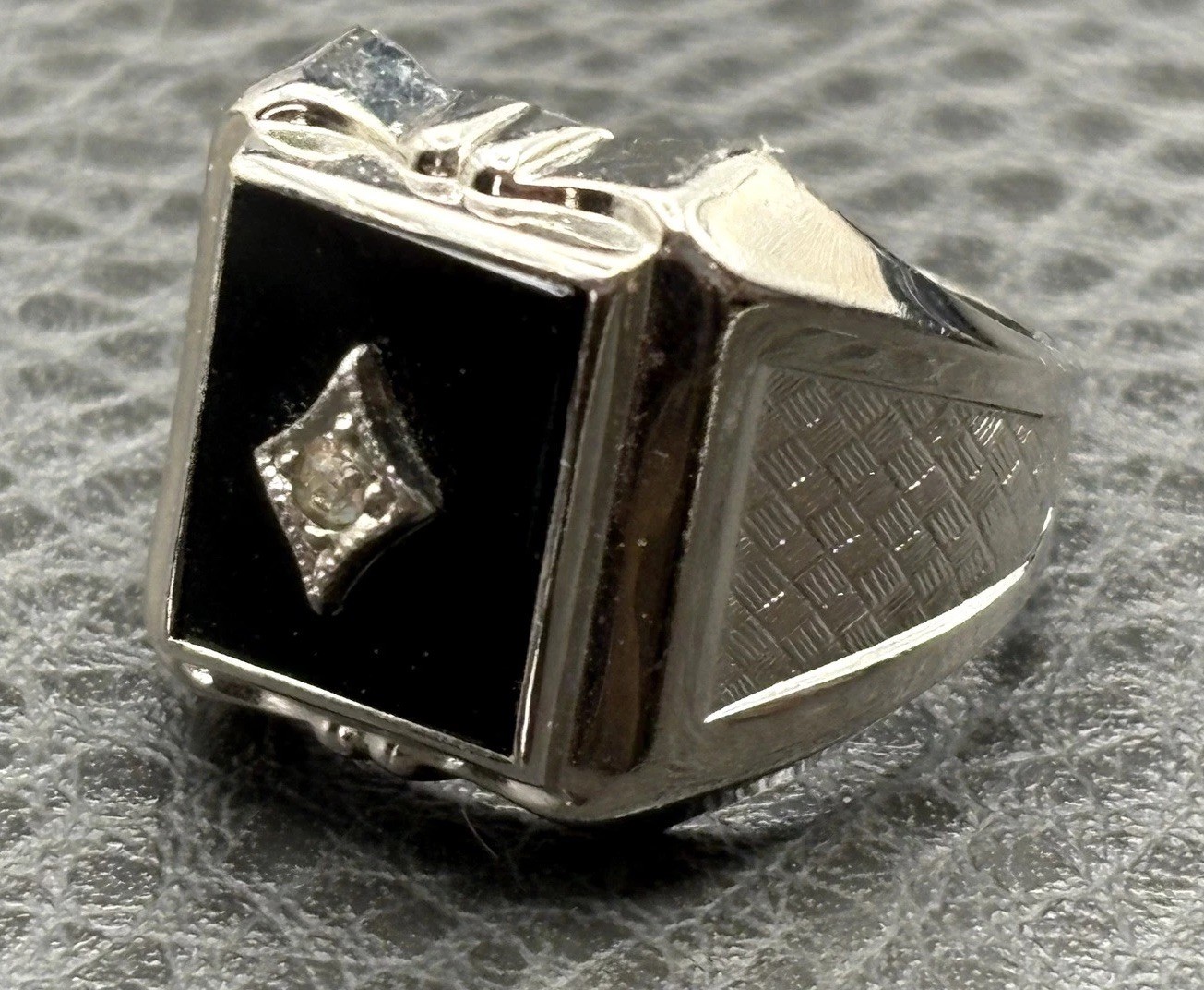 Vintage Vargas 18K HGE White Gold Plated Black Onyx Rhinestone Ring Size 8