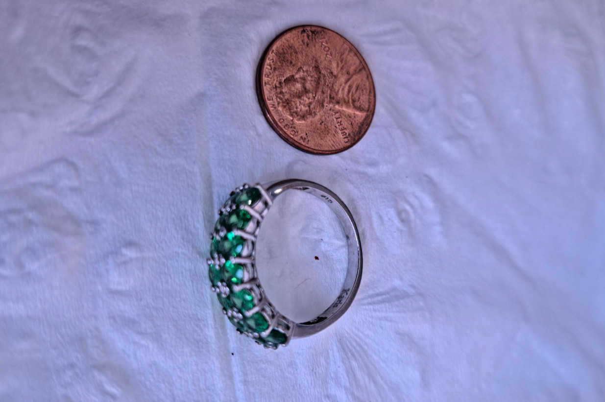 Vintage Signed Karis Sterling Silver Double Row Green Oval Stone Size 8 Ring