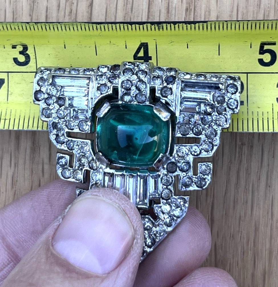 Antique 1933 Green Glass Art Deco Triangle Scarf Dress Clip Brooch Pin Set