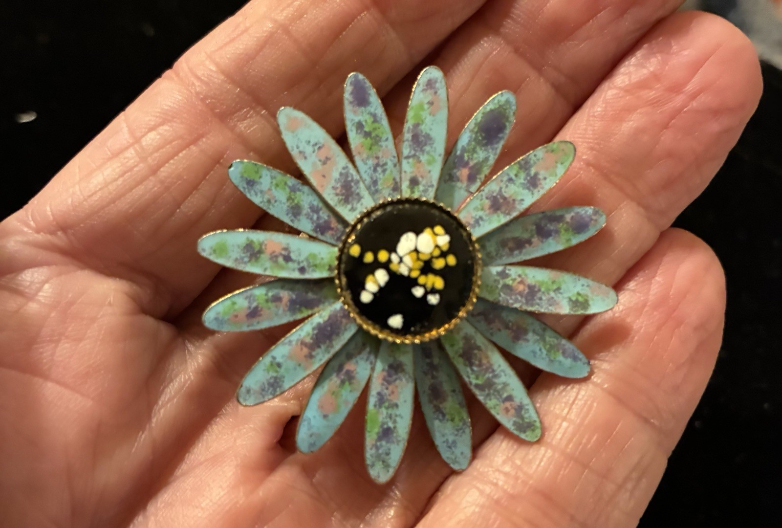 VTG Daisy Flower Earrings Enamel Splatter Confetti Blue 1960s Retro Clip On