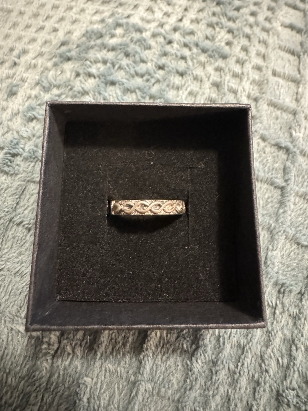 Vintage Navajo Silver chip Inlay – Size 6 Ring