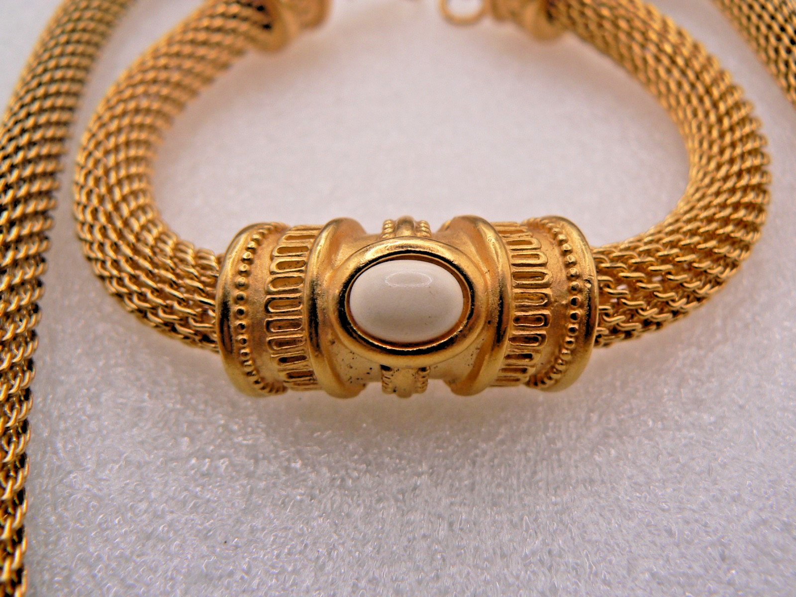 VTG Monet Gold Toned Meshed Chain Necklace with Matching Complementary 17” Neckl
