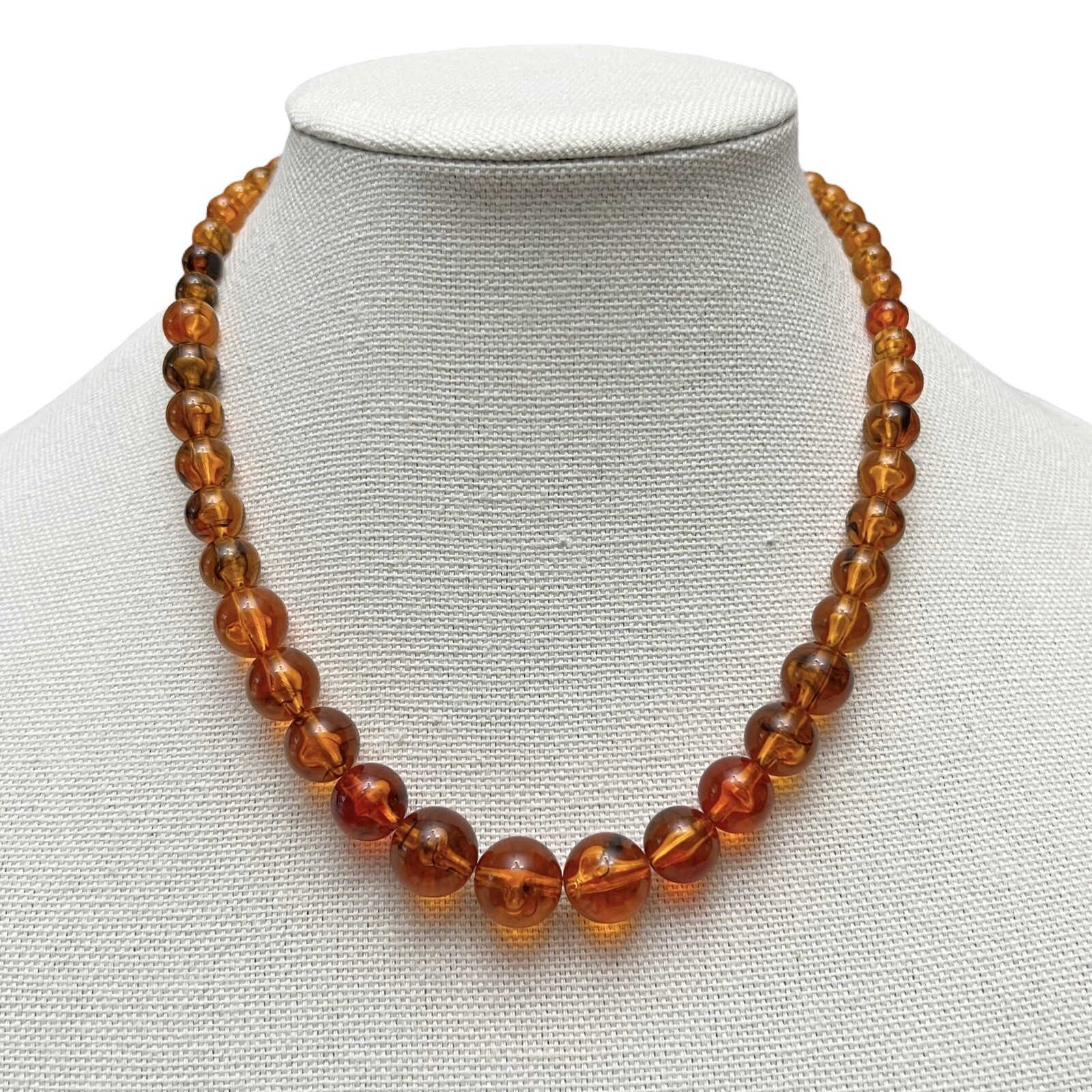 Vintage Lucite Amber Tortoiseshell Resin Graduated Beaded Necklace 19”