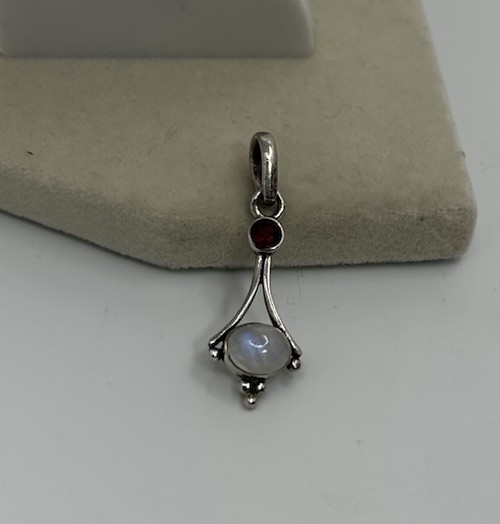 Vintage Sterling Silver Gem Pendant Jewelry