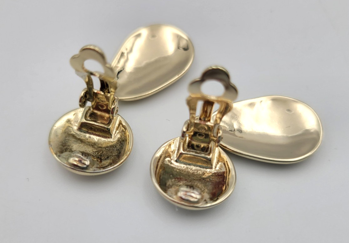 Lot of 2 Gold Tone Dangle Drop Clip on Earring Black Enamel Door Knocker Classic
