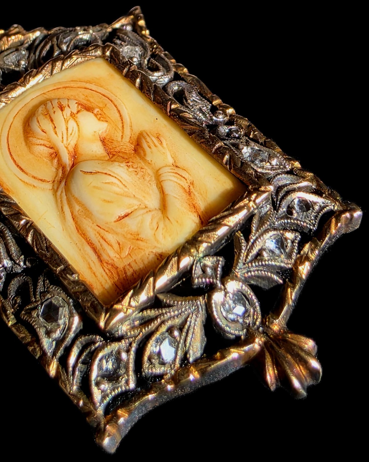 Fine Antique Art Nouveau 18K Gold Silver Diamonds Virgin Mary Pendant Ca 1900